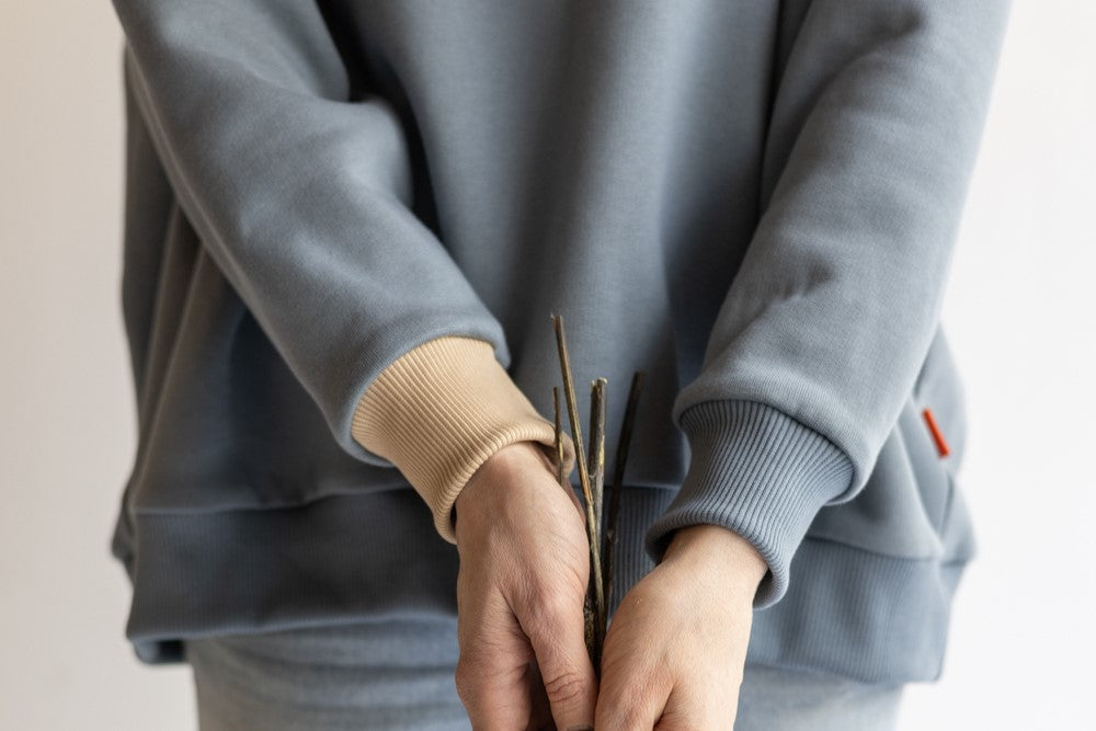 Organic cotton women sweatshirt.