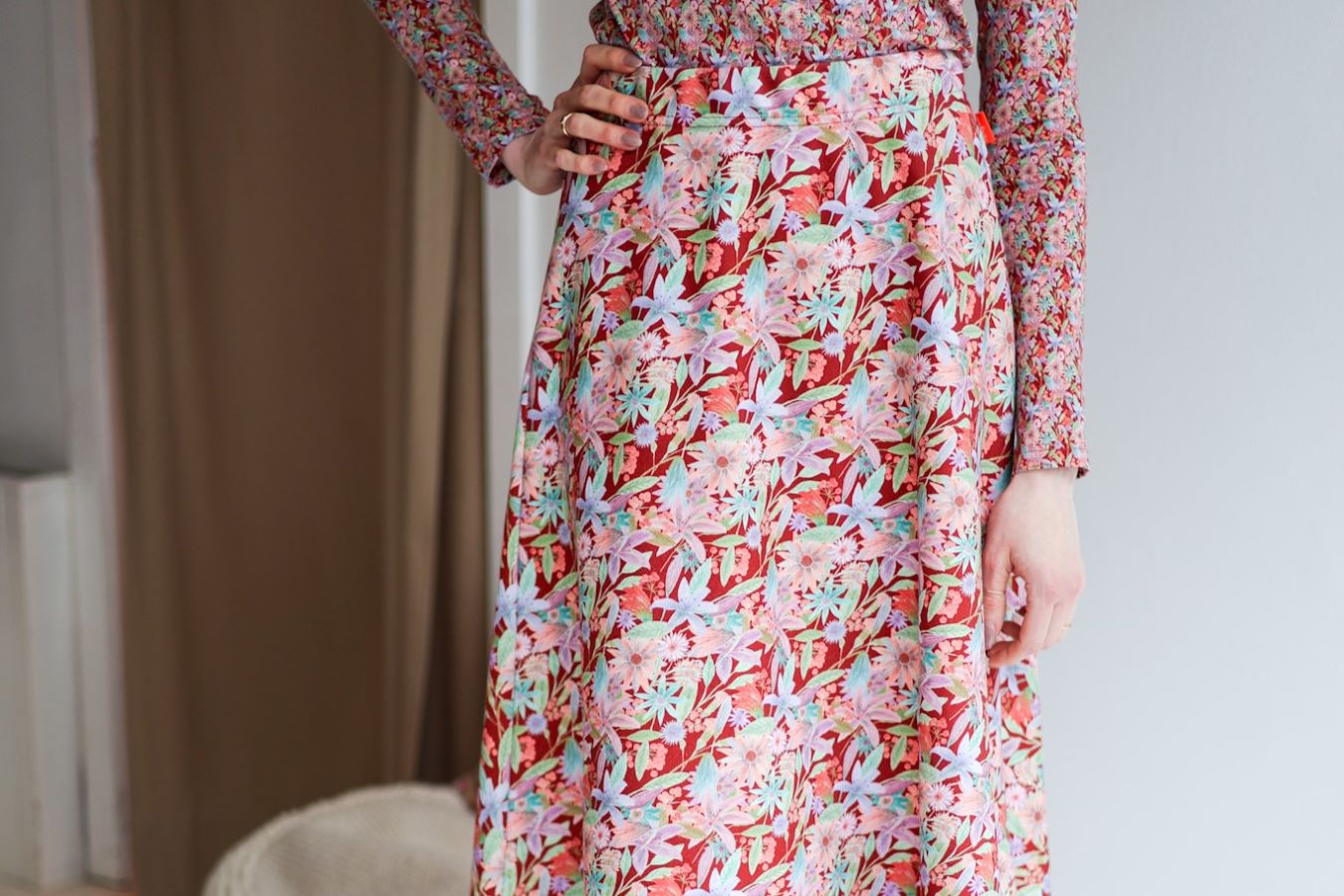 Organic cotton sweat women flared long skirt.