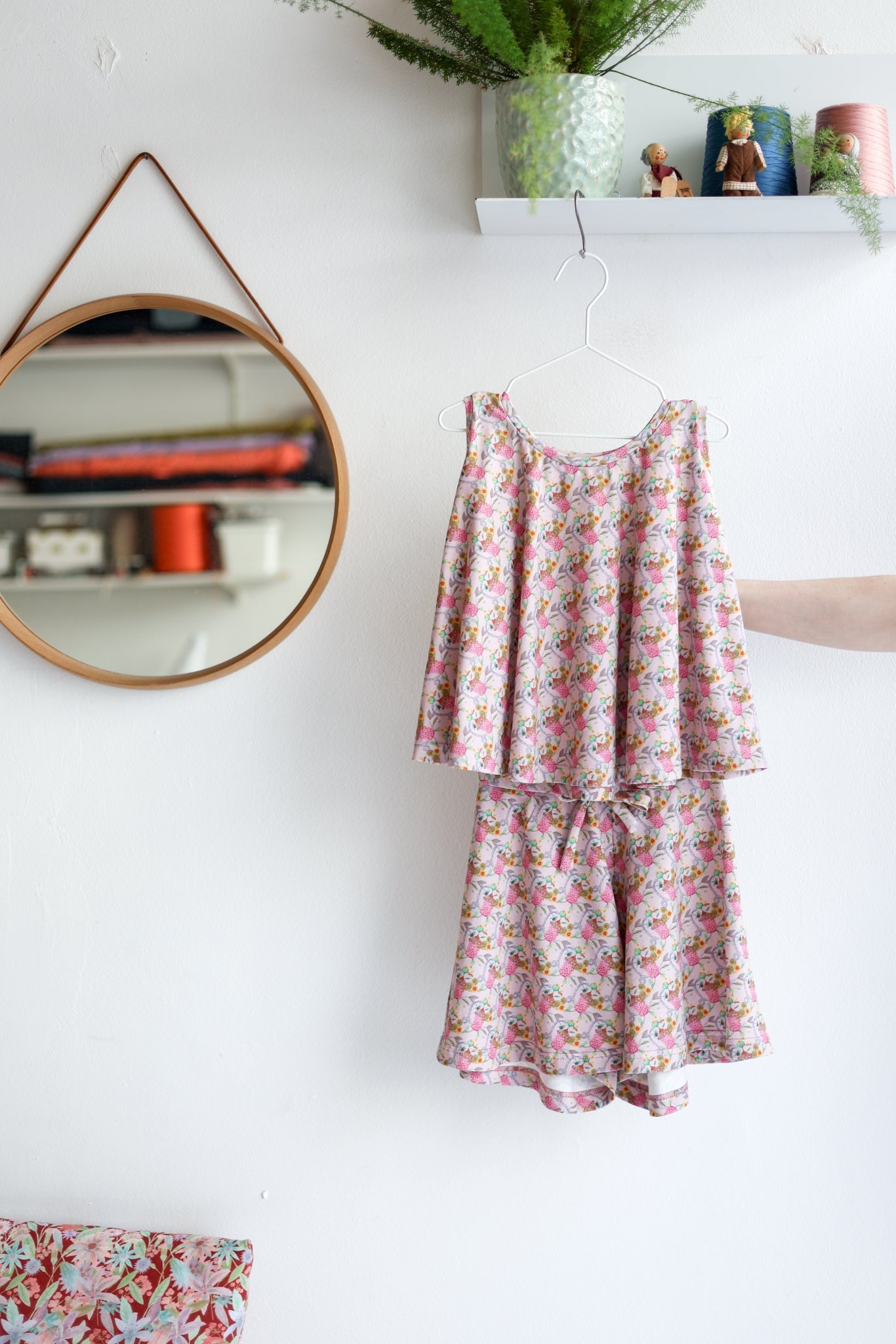 Organic cotton jersey kids extra flared tank top and shorts.