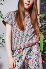 Organic cotton stretch jersey girls t-shirt.