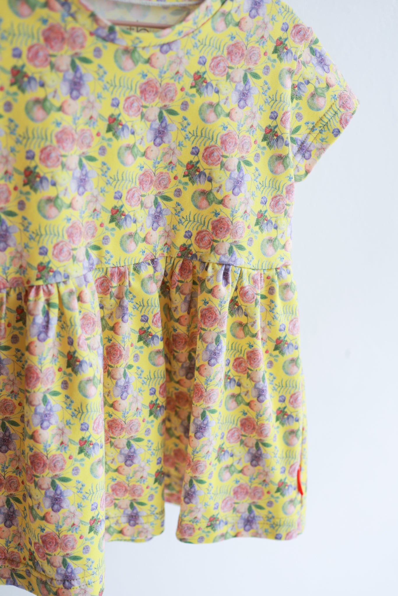 Organic cotton stretch jersey babies slip dress.