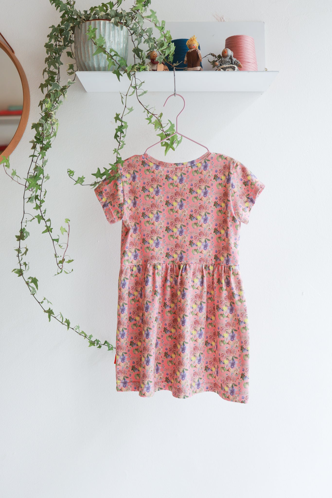 Organic cotton stretch jersey kids slip dress.