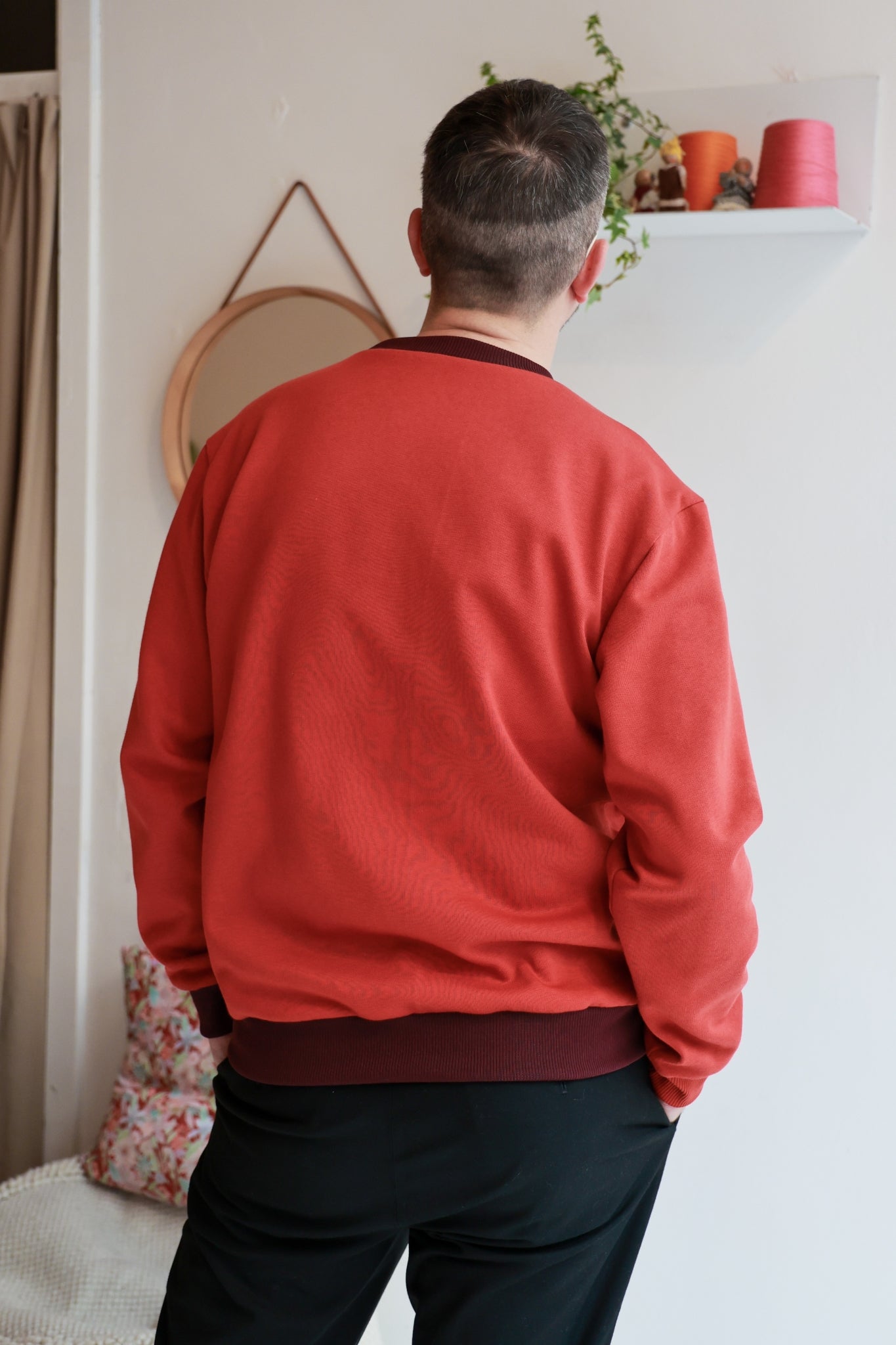 Men organic cotton sweatshirt.