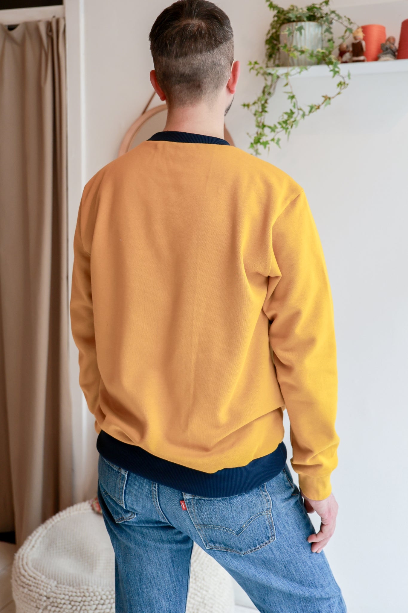 Men organic cotton sweatshirt.