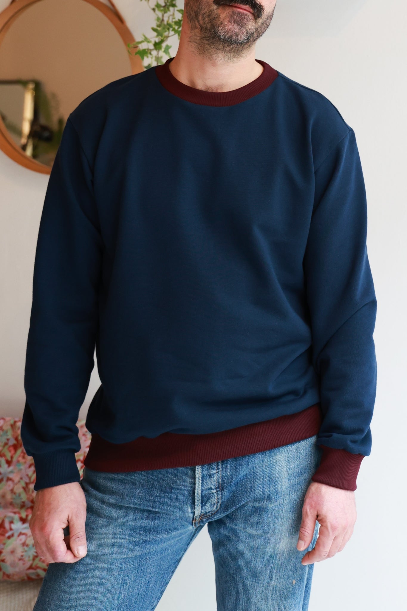 Men organic cotton sweatshirt.