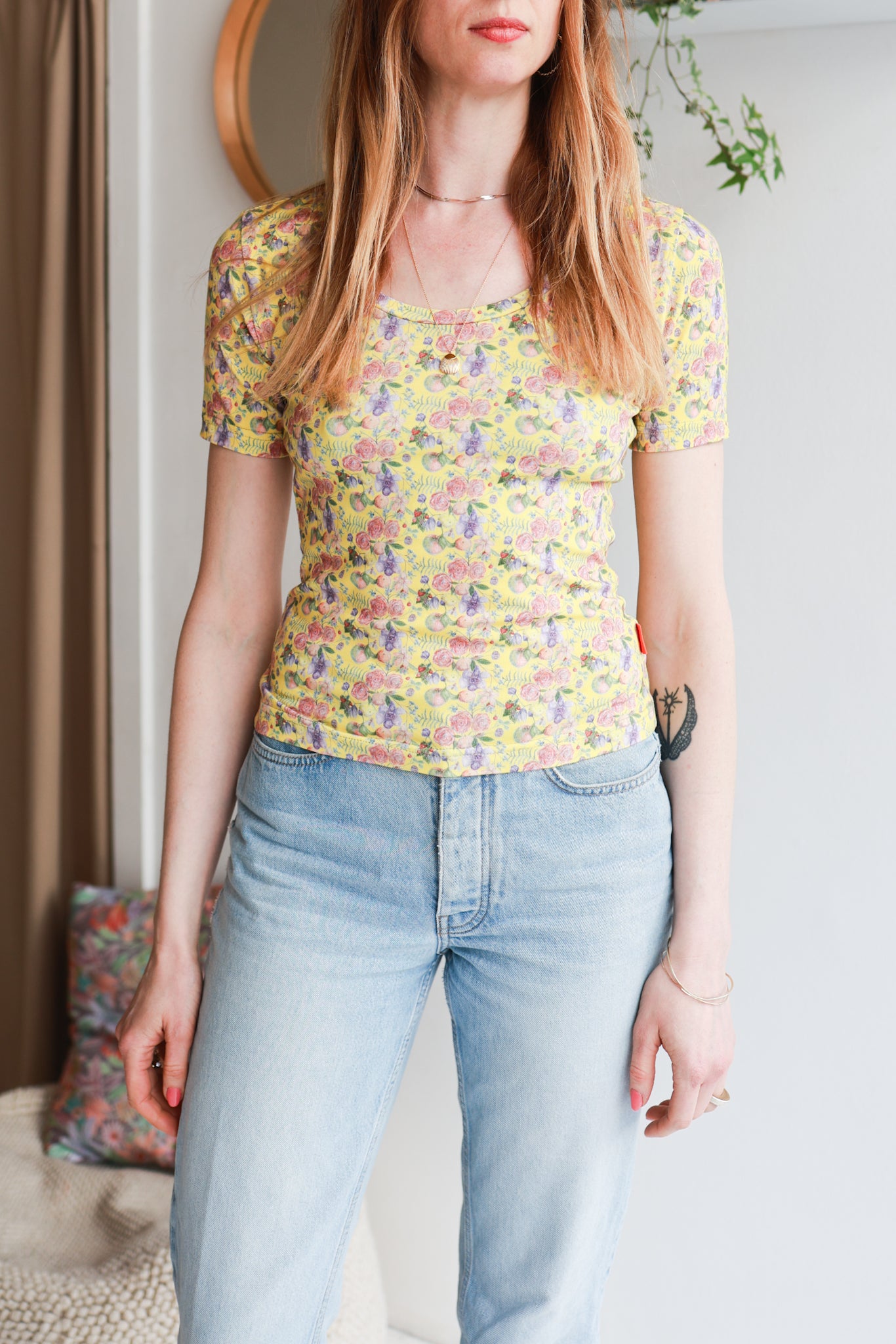 Organic cotton short sleeve women t-shirt.