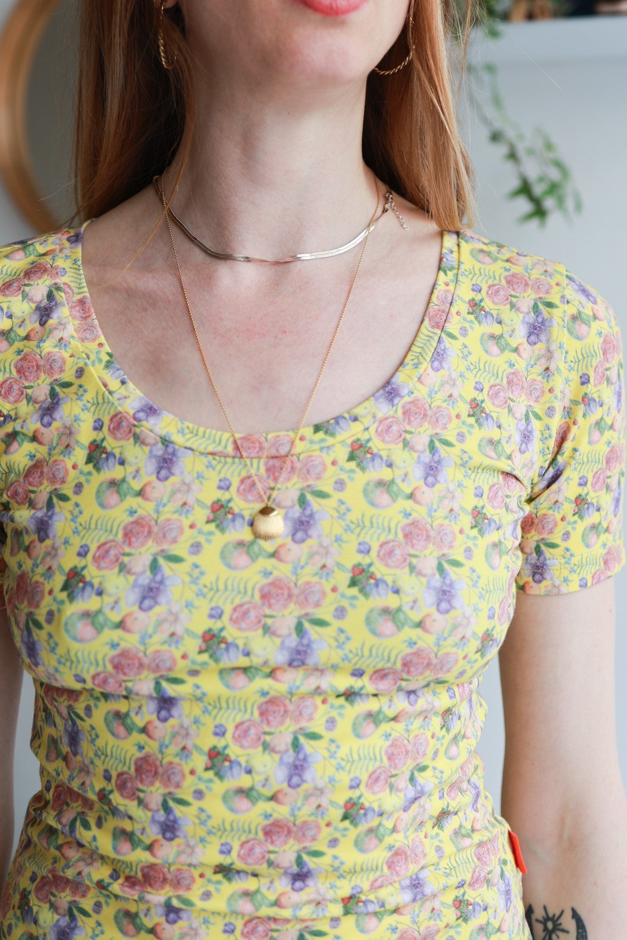 Organic cotton short sleeve women t-shirt.