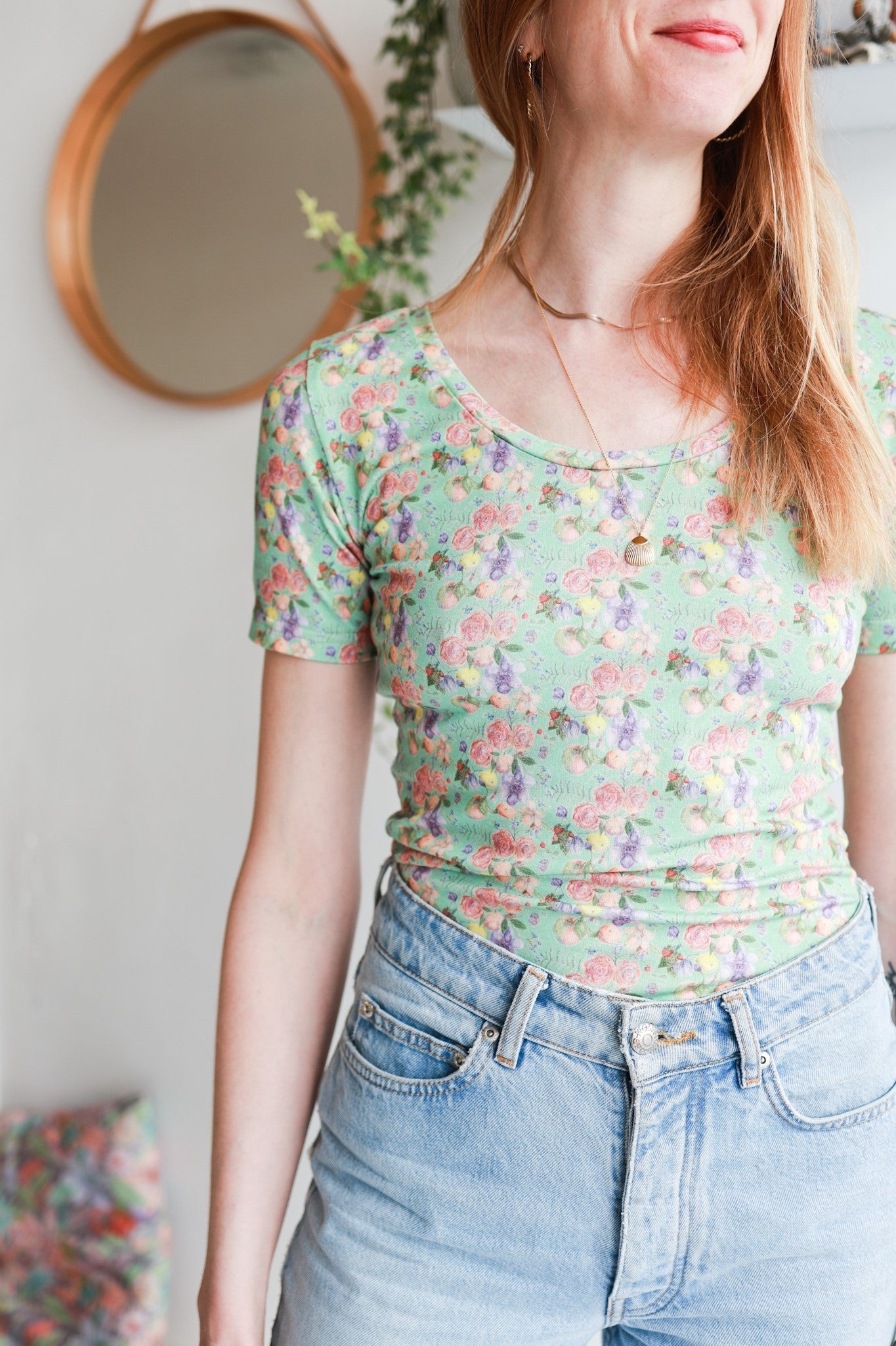 Organic cotton short sleeve women t-shirt.
