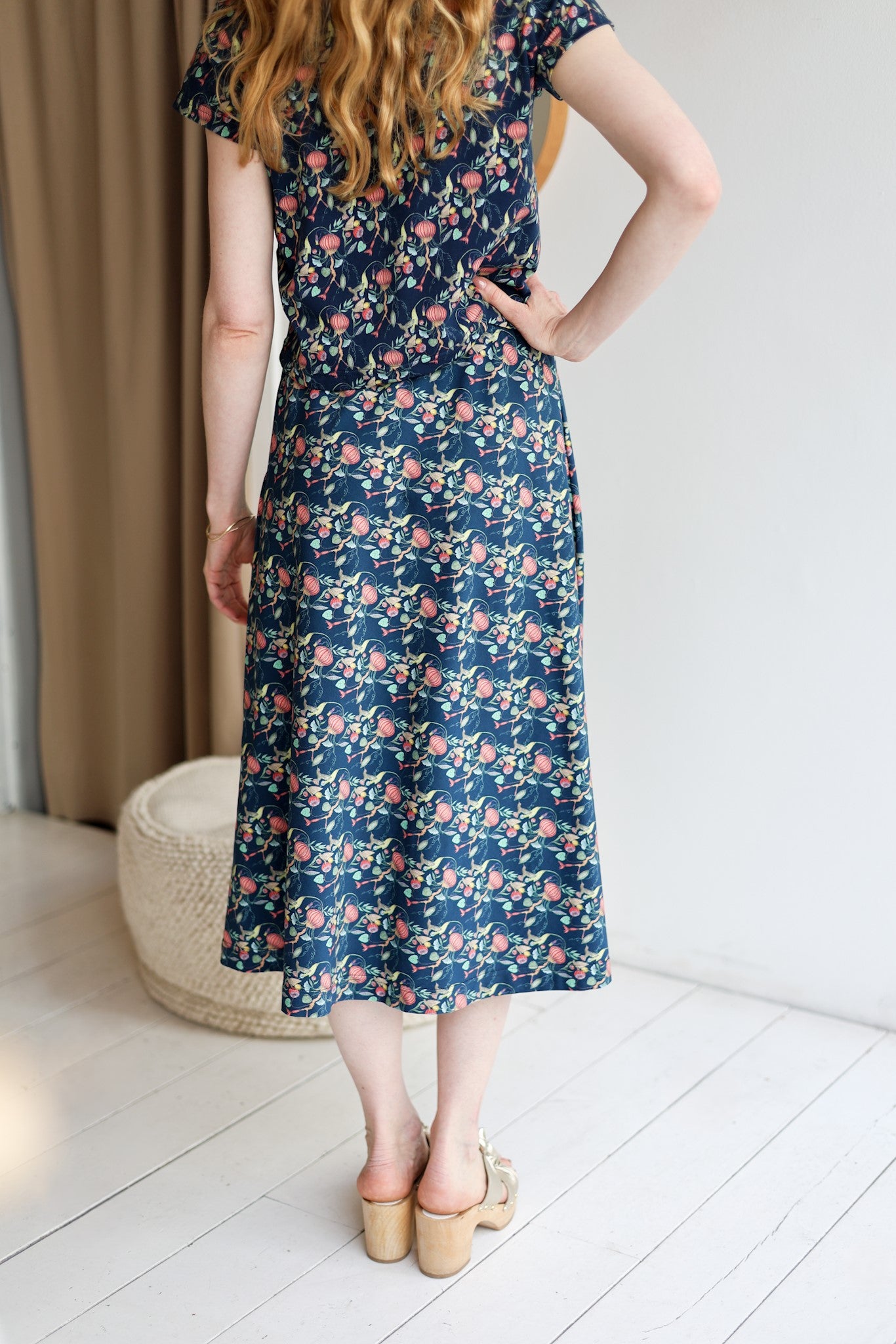 Women organic cotton stretch jersey flared long skirt.