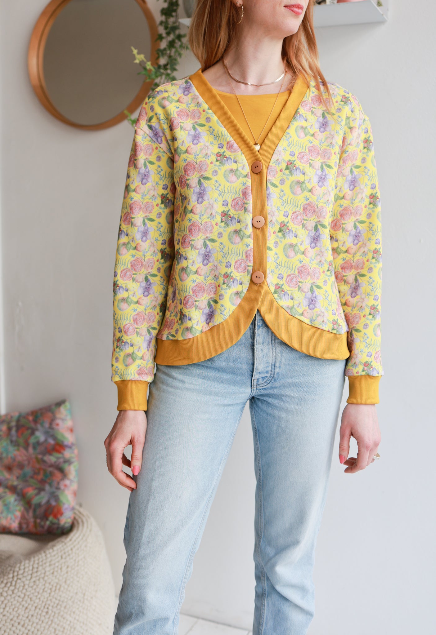 Organic cotton sweat women cardigan.
