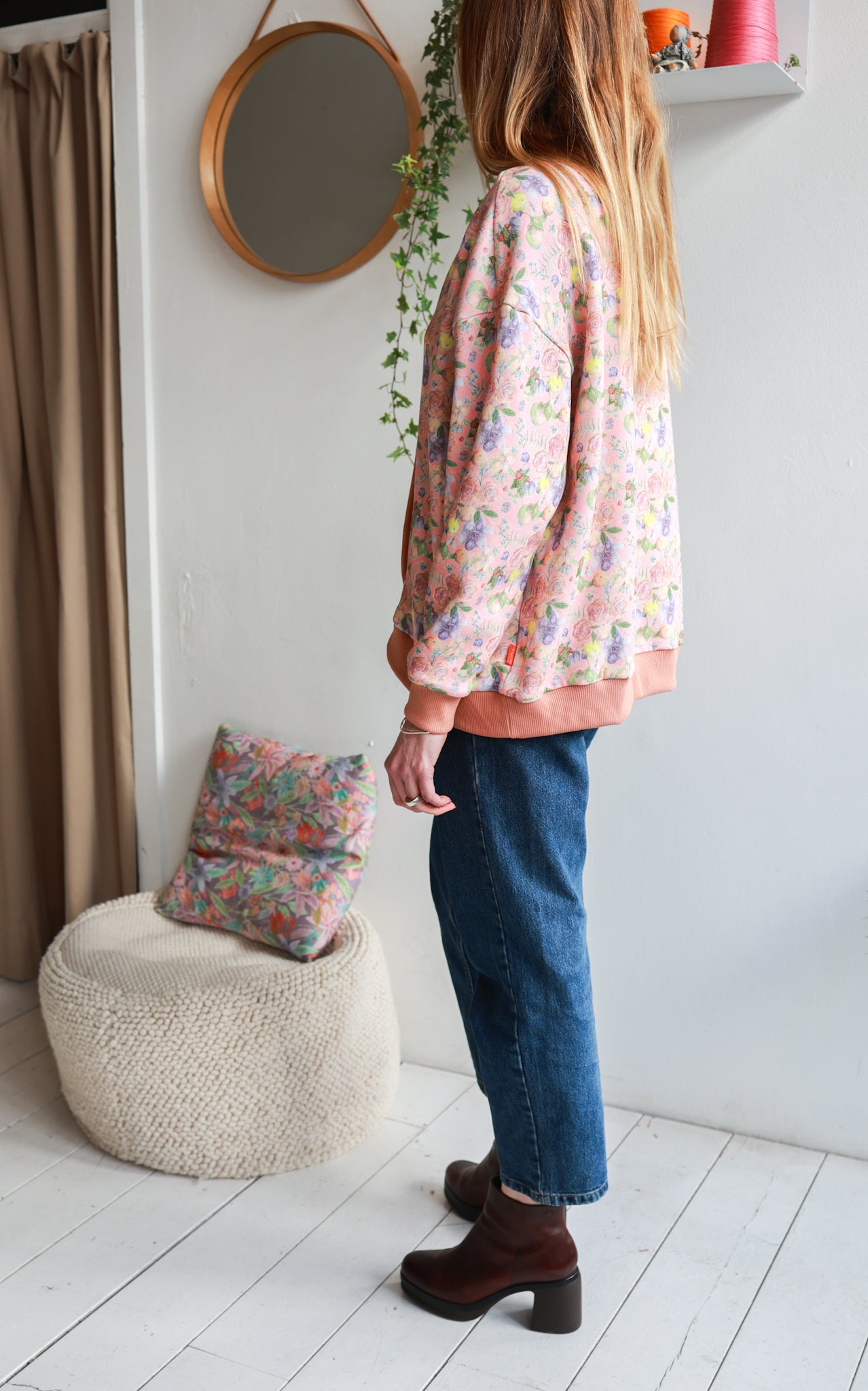 Organic cotton sweat women cardigan.