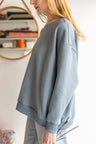 Women organic cotton round neck oversized sweatshirt.