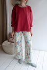 Women organic cotton sweatshirt.